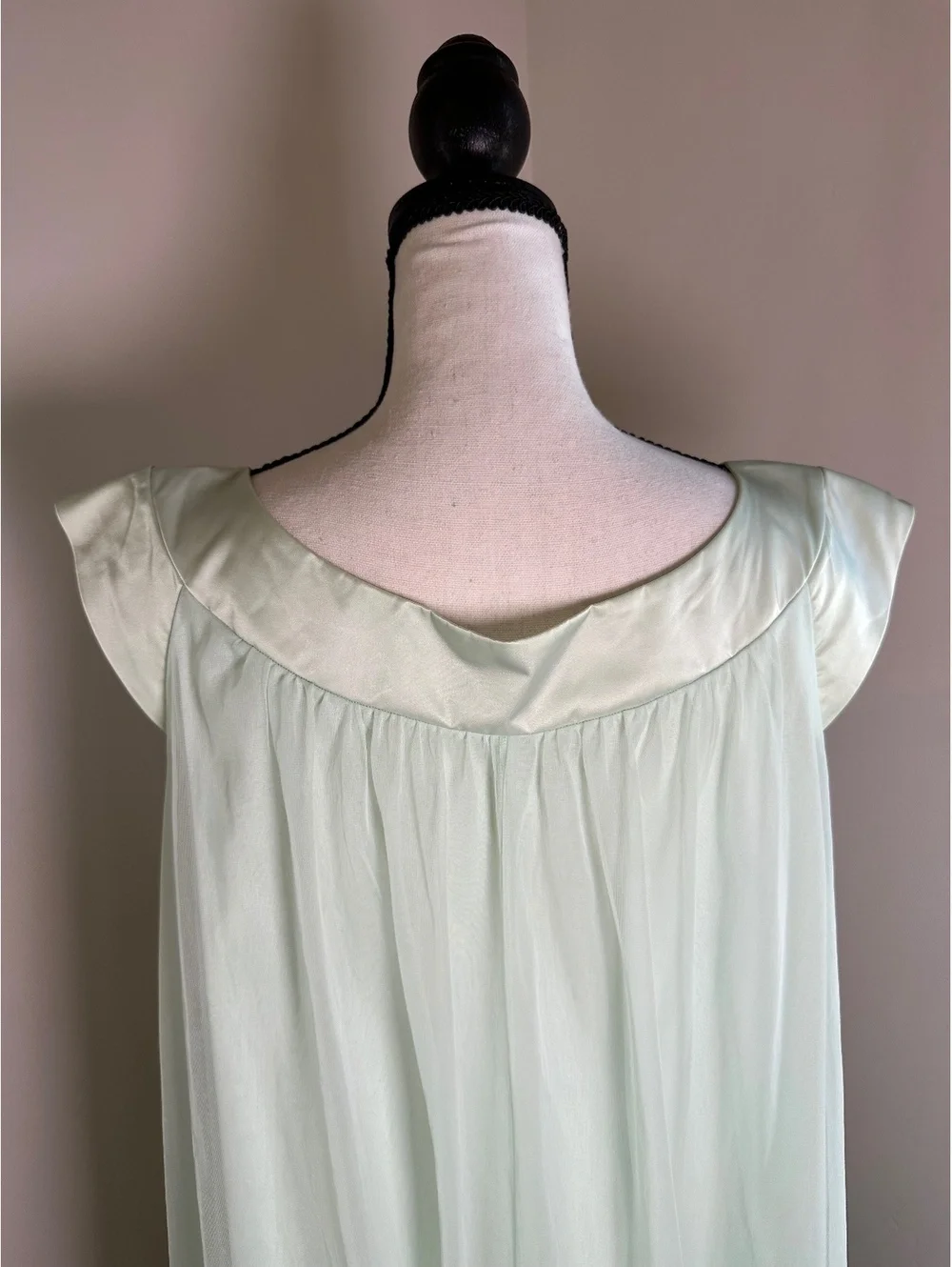 Vintage Shadowline 2-Piece Peignoir Set - Mint Green Nightgown & Robe - Size M